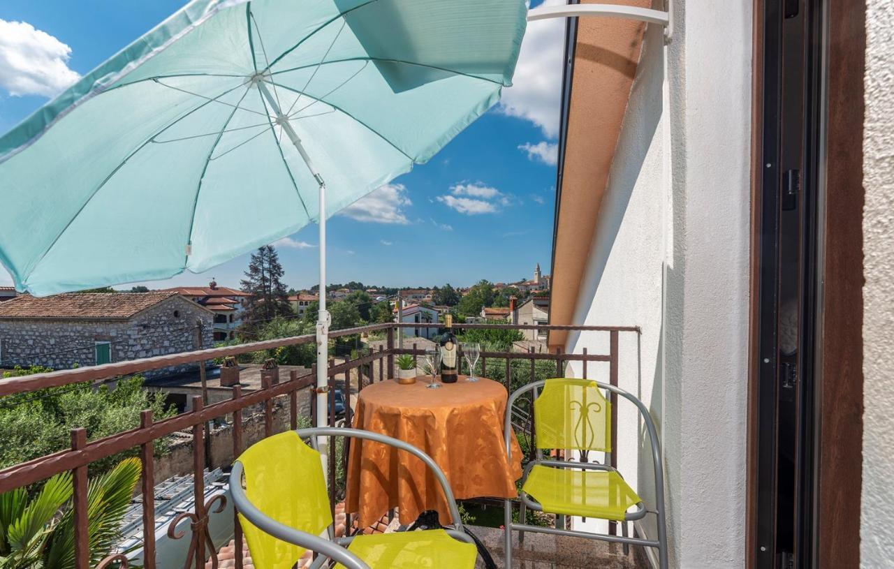 Apartment Vilma Funtana Exterior foto